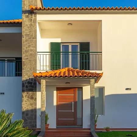Vila Mirage - By Madeira To Arco da Calheta (Madeira)