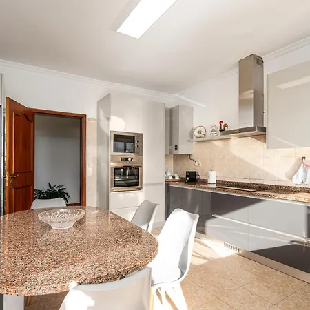 Mirage - By Madeira To Villa Arco da Calheta (Madeira)